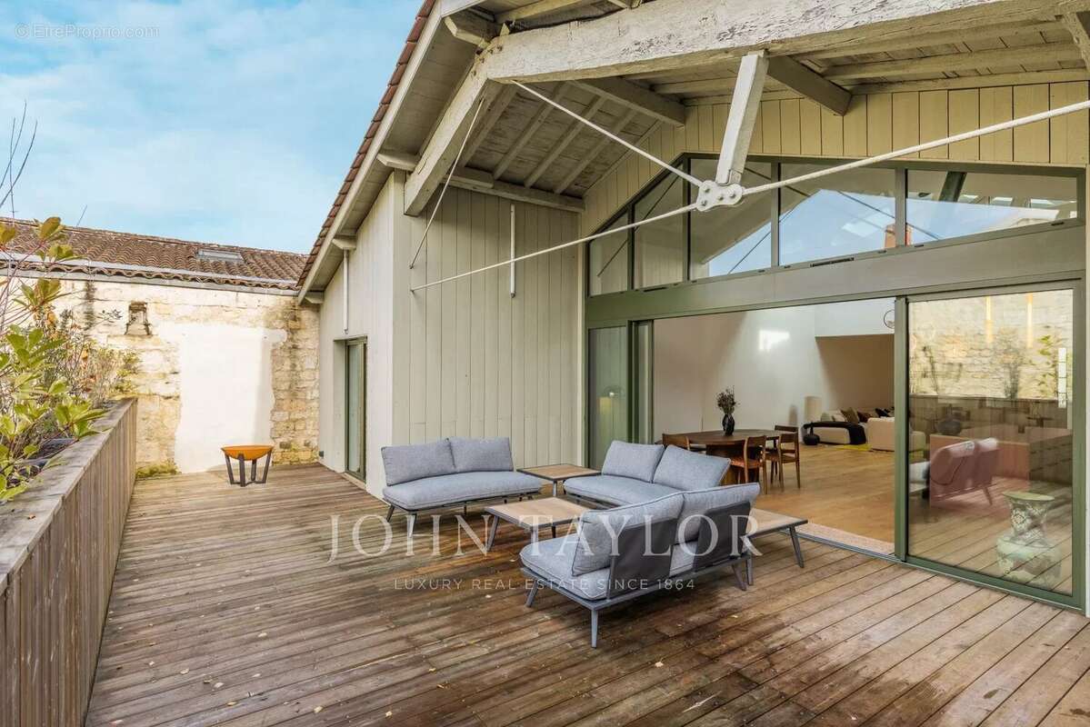 Appartement à BORDEAUX