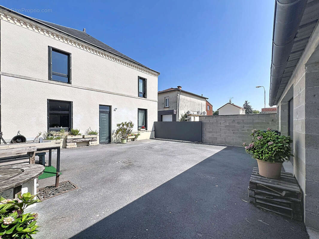 Maison familiale Mairy-sur-marne 6 pièces 175 m2 - photo 11