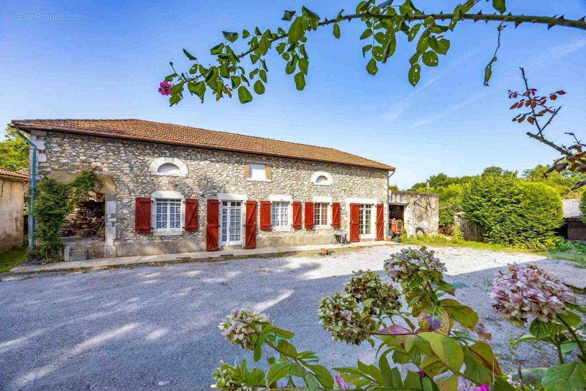 Maison à SAINT-LON-LES-MINES