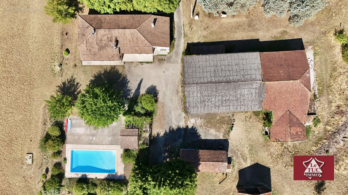 Propriété équestre avec piscine et dépendances. - photo 5