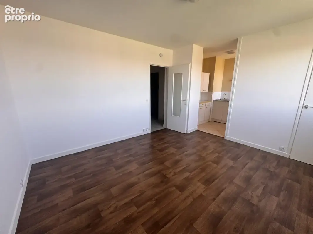 Appartement 1 pièce 26 m² à vendre à Riorges (42153) - photo 3