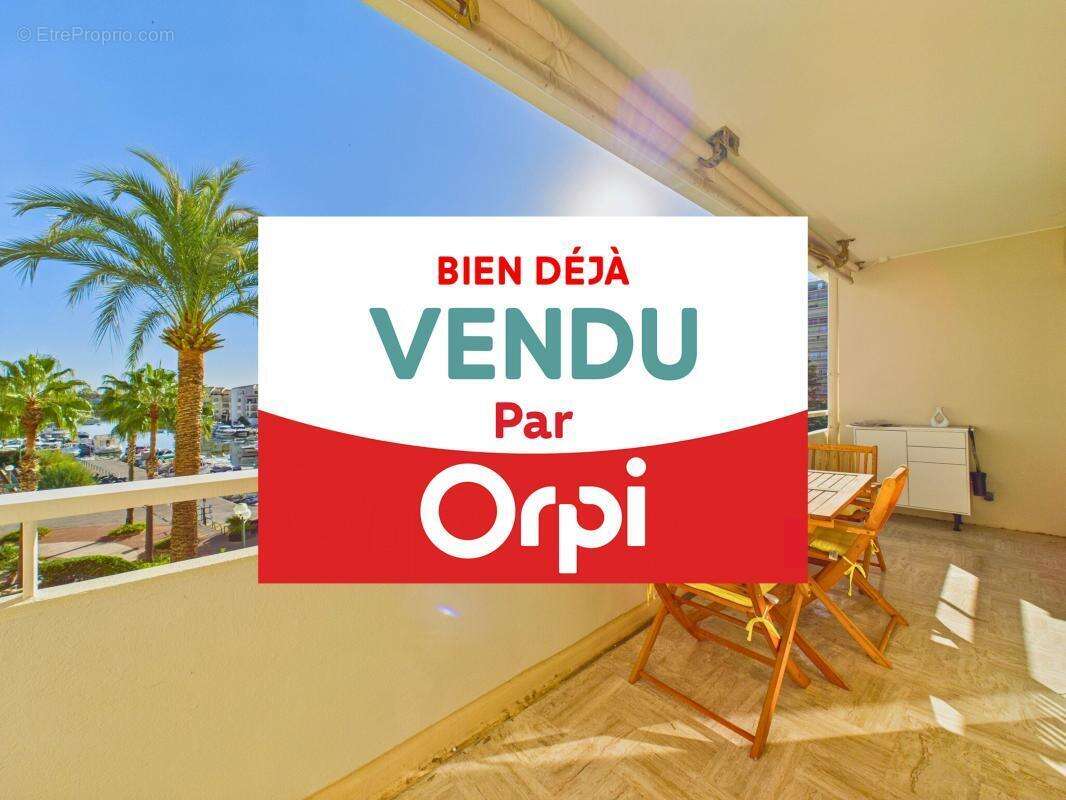 Appartement à MANDELIEU-LA-NAPOULE