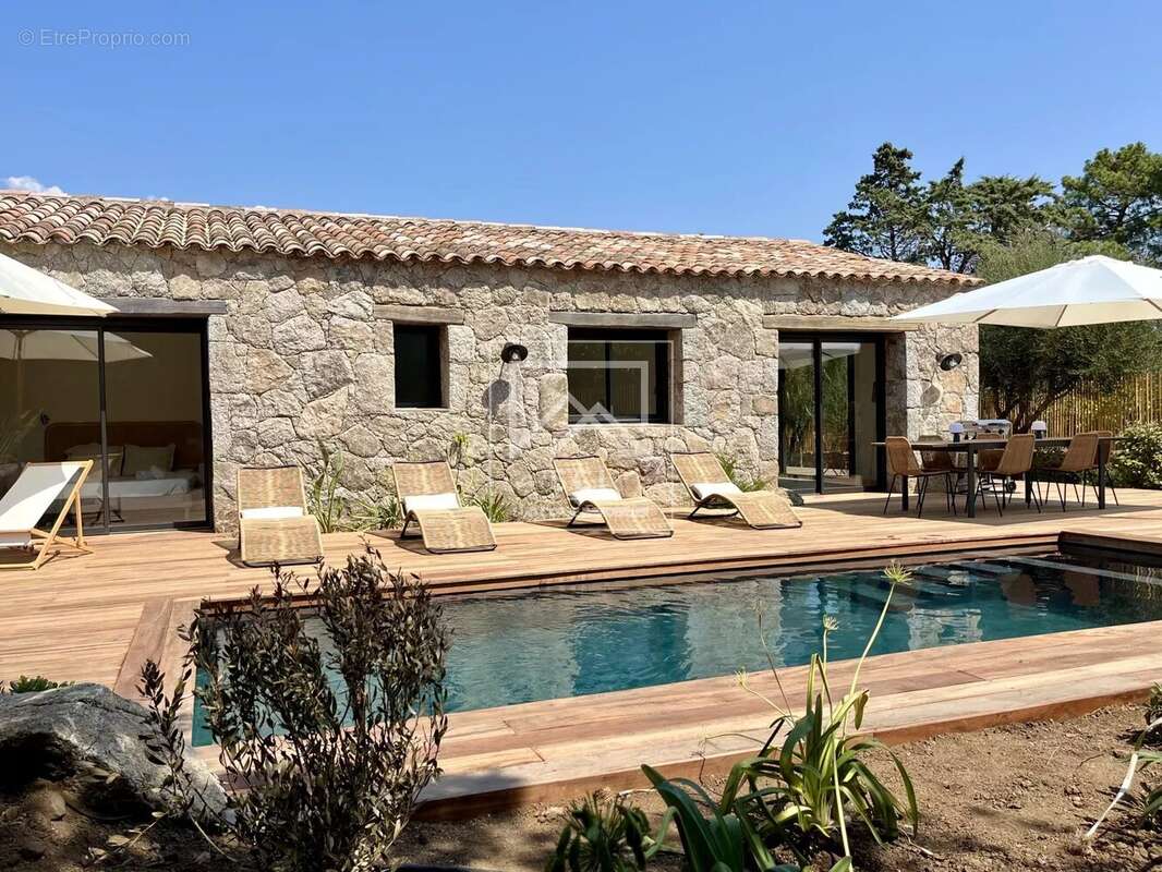 Maison à PORTO-VECCHIO