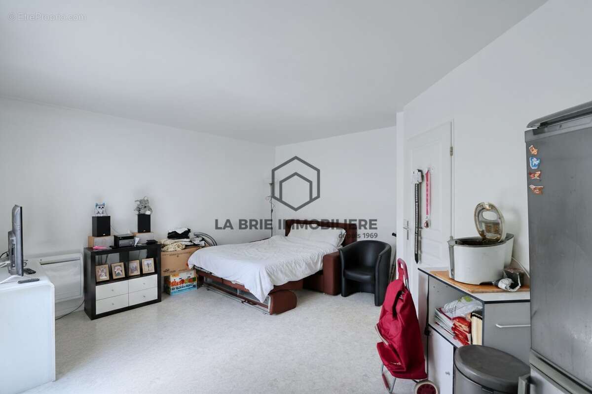 Appartement 26 m² à Villecresnes  - photo 3