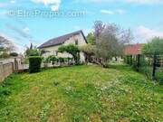 Maison à SAINT-GERMAIN-LES-ARPAJON