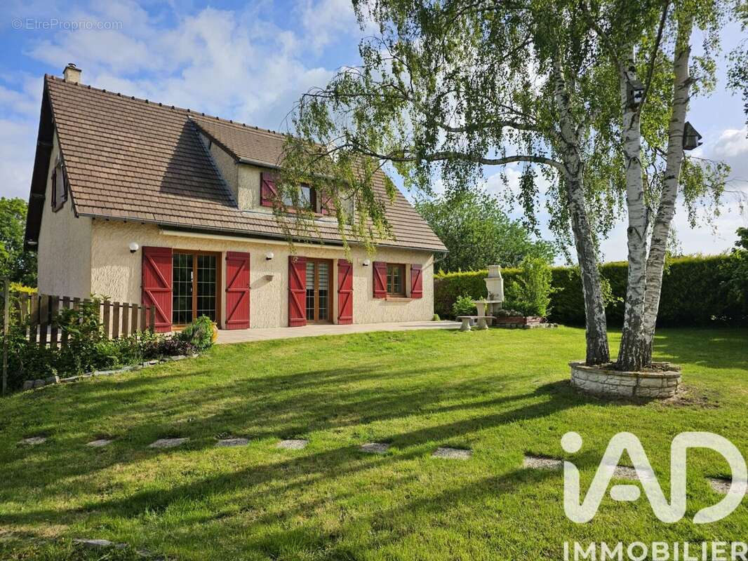 Maison 136 m² à Parville  - photo 3
