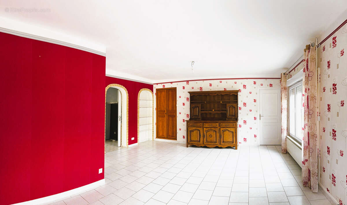 Maison à BAGNOLS-SUR-CEZE