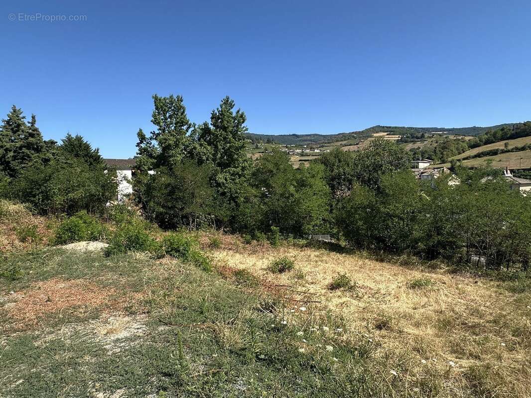Terrain 645 m² à Beaujeu  - photo 2