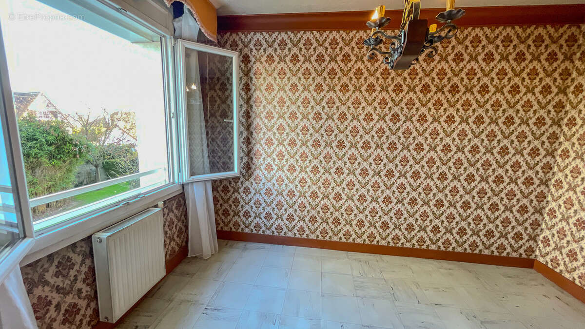 Appartement à HOUILLES