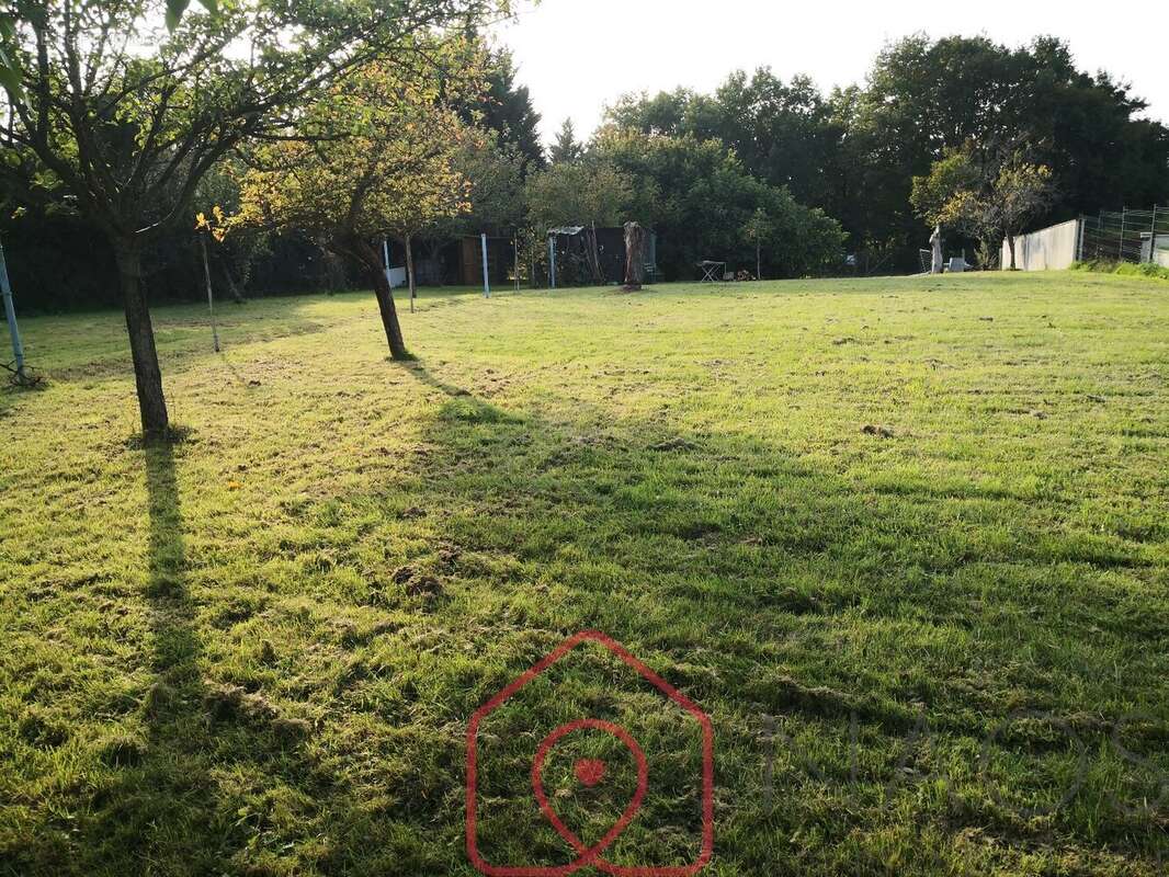 Terrain à MONTARGIS