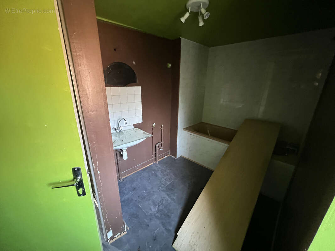 Maison à MOUSTIER-VENTADOUR