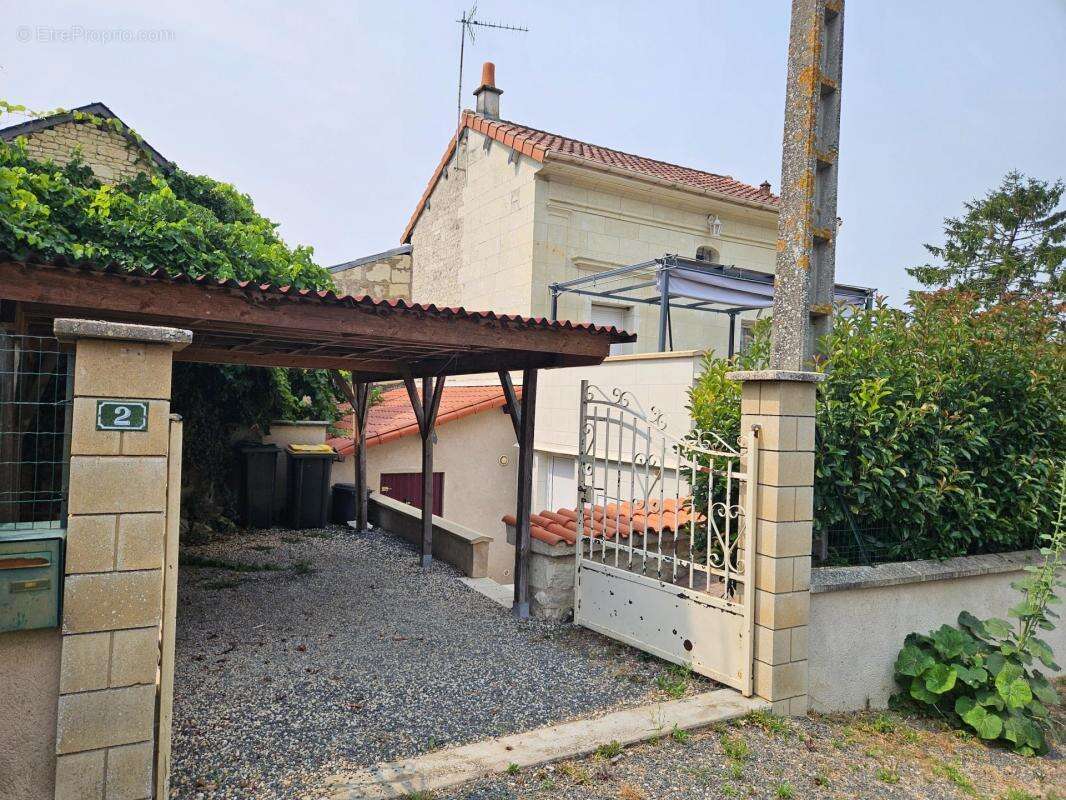 Maison à THOUARS