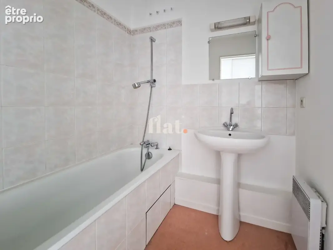 Appartement T2 - 37m2 - DPE C - - photo 7
