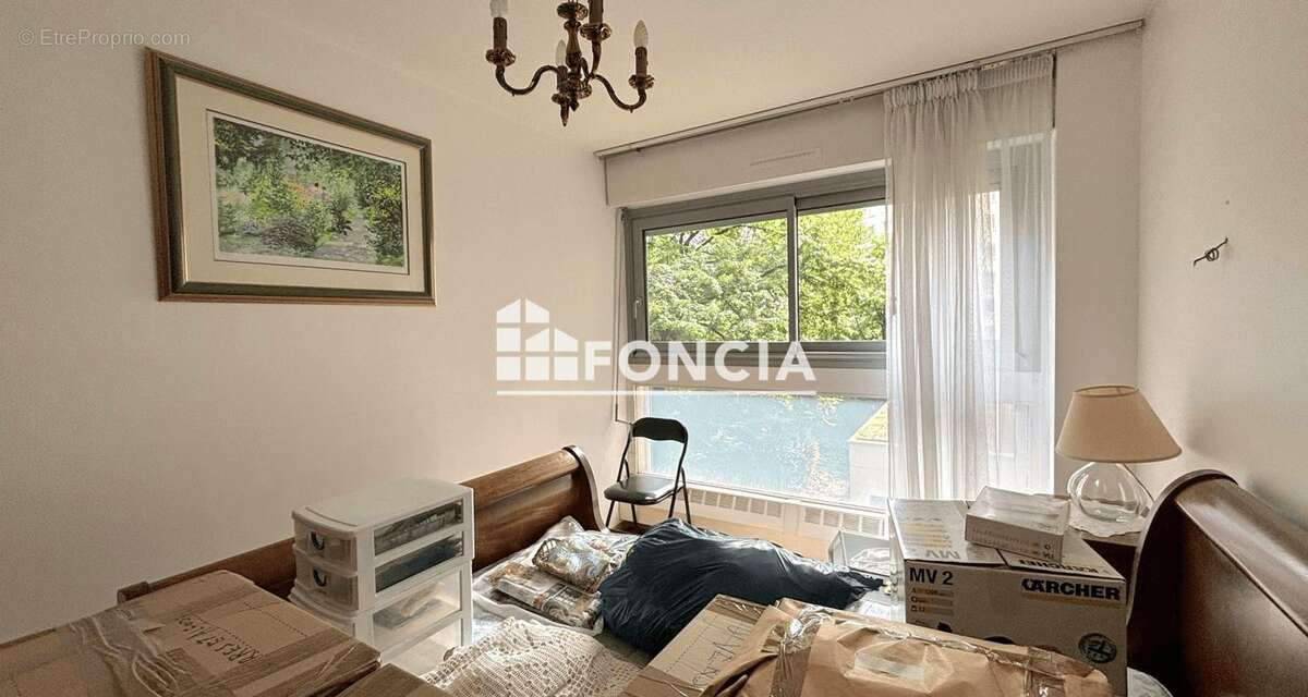 Appartement à PARIS-12E
