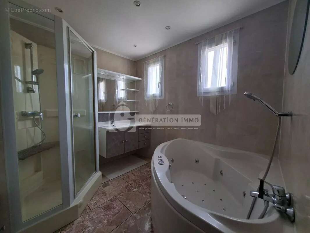 Villa 6 pièces avec piscine à Arles - photo 19