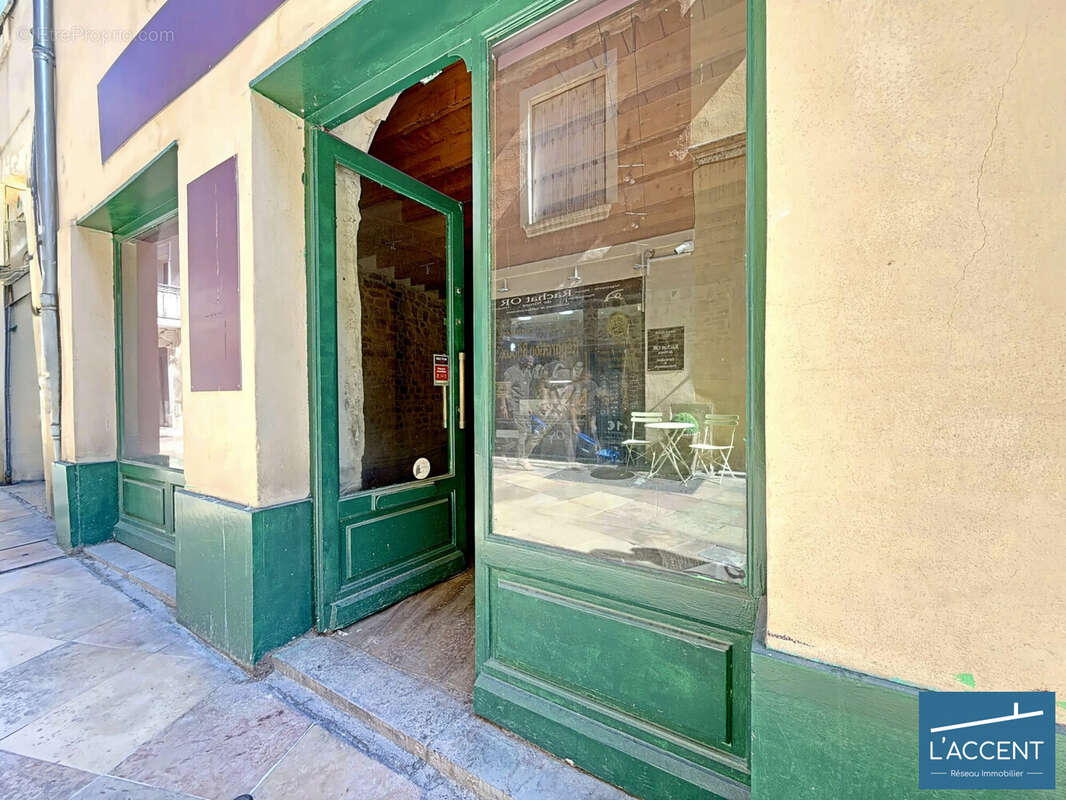 Commerce à NIMES