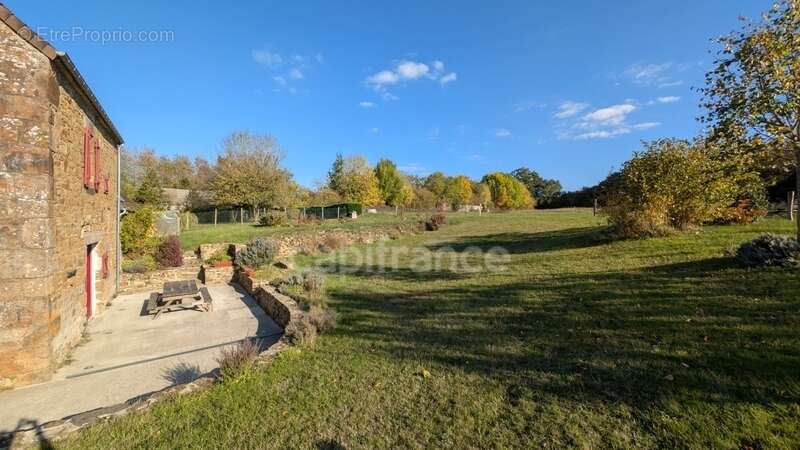 Maison à LOUGE-SUR-MAIRE