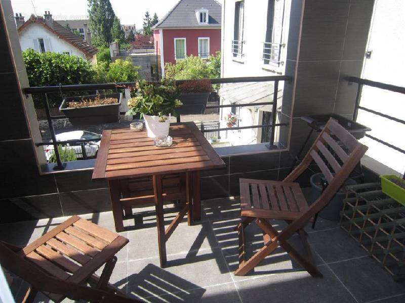 Appartement à NEUILLY-PLAISANCE