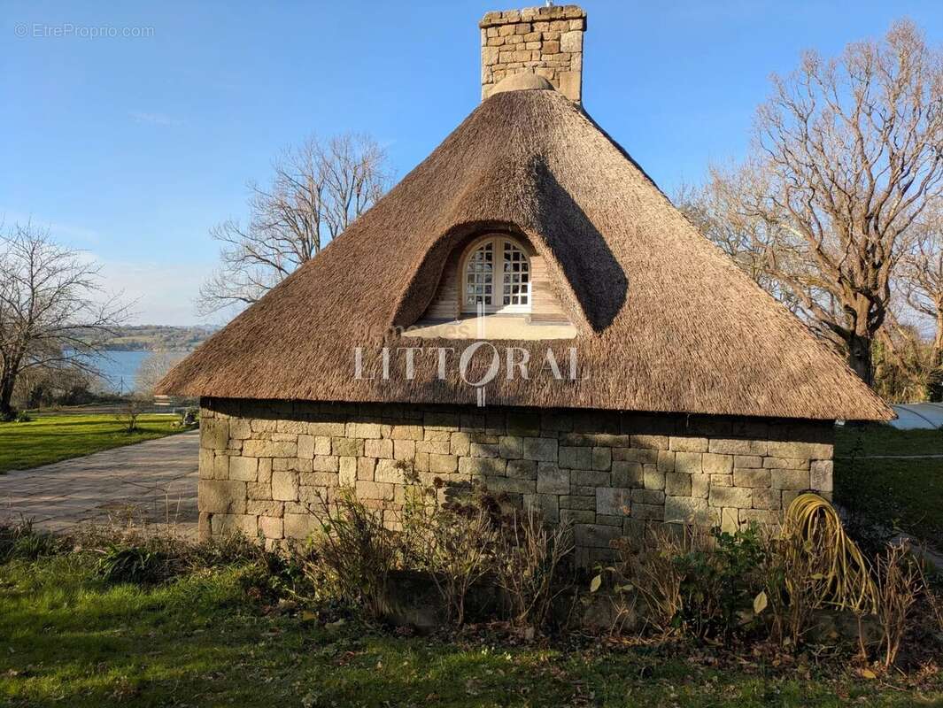 Maison à LOGONNA-DAOULAS