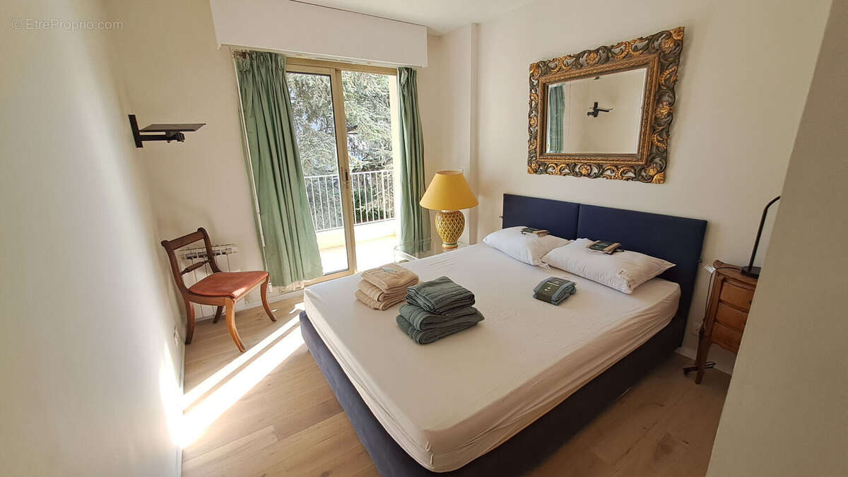 Appartement à MANDELIEU-LA-NAPOULE