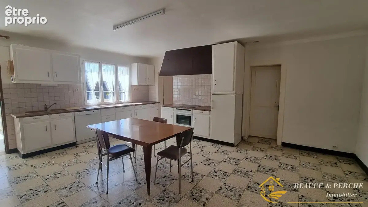 Maison 5 pièces 91 m² à vendre à Yevres (28160) - photo 3