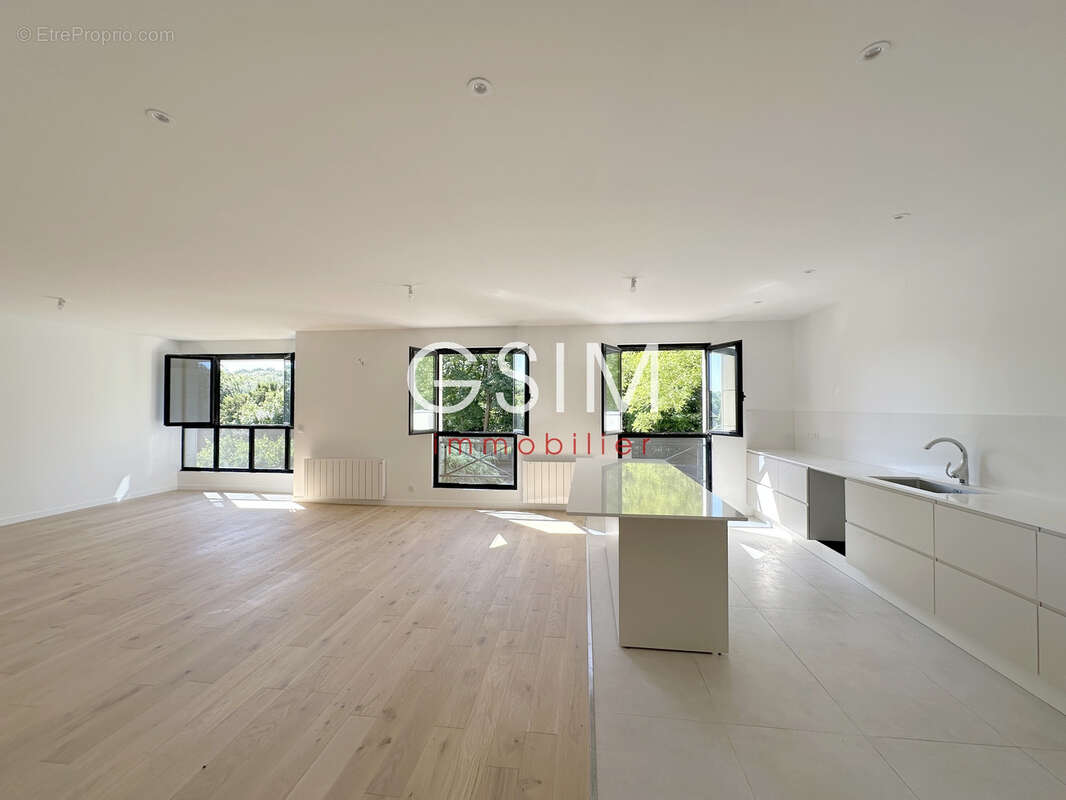 Appartement à GARCHES