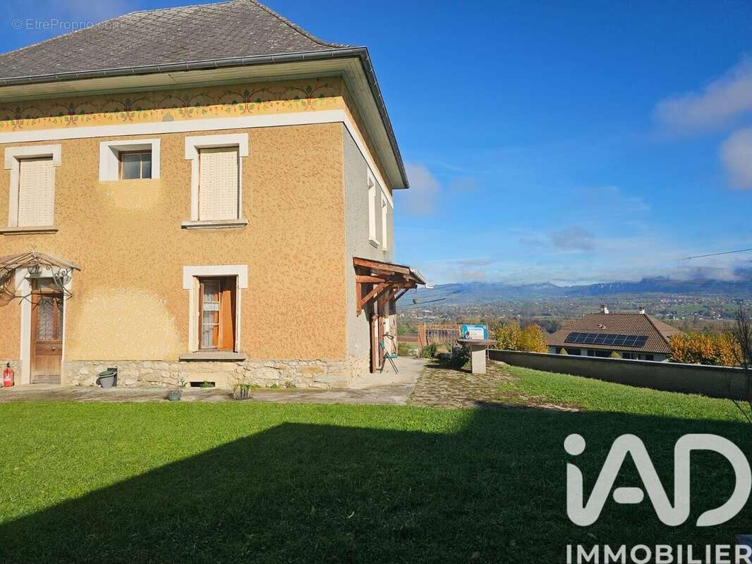 Maison 173 m² à Saint-Jean-D'avelanne  - photo 4