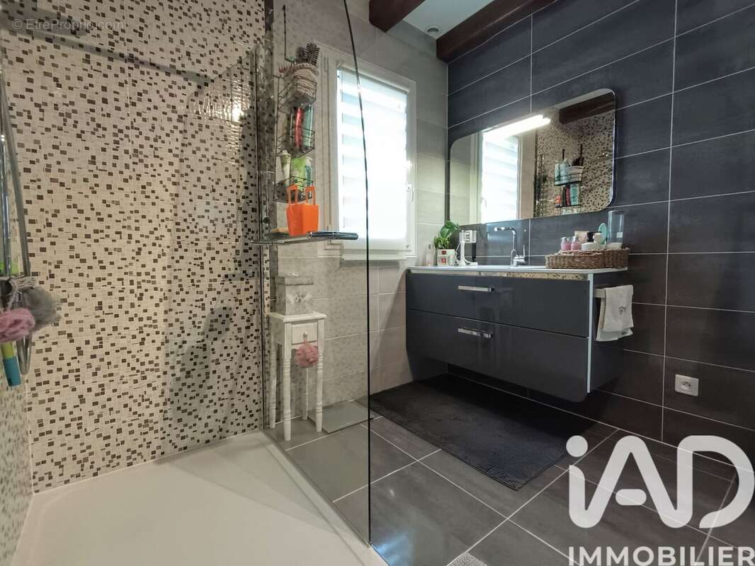 Photo 8 - Maison à CHINON