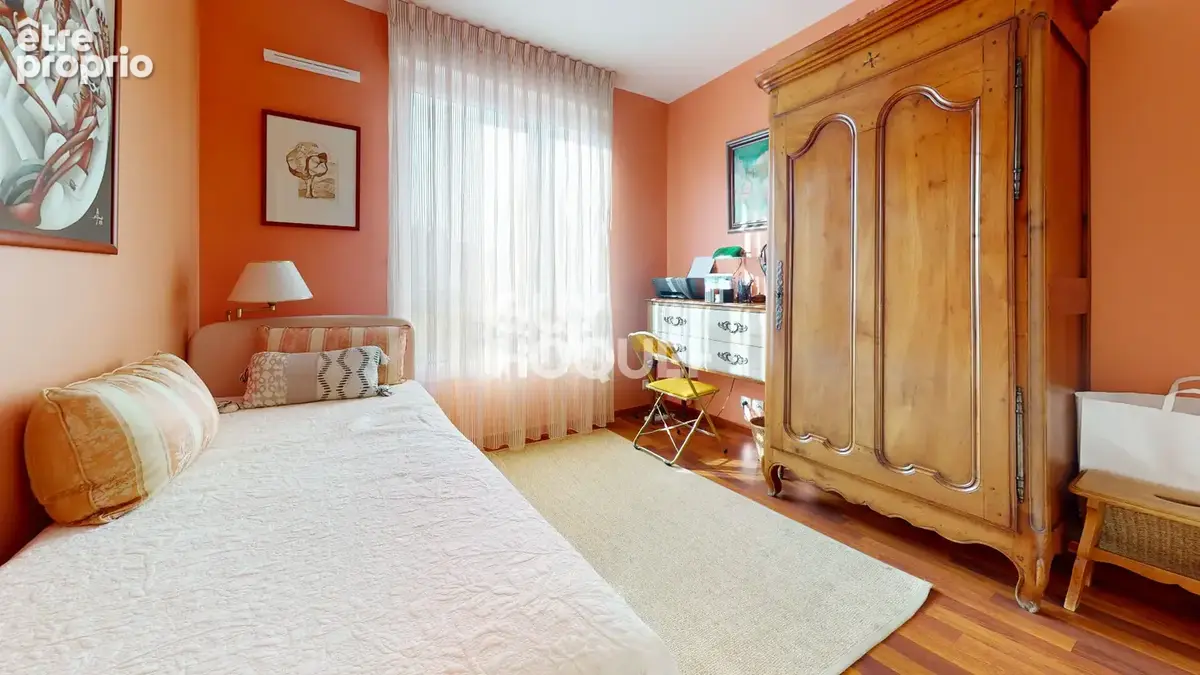 St cyr - 3 pieces - 81.70 m2 - photo 10
