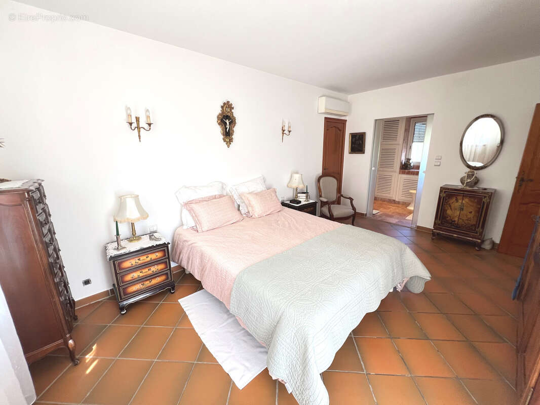 Maison à LA FARLEDE