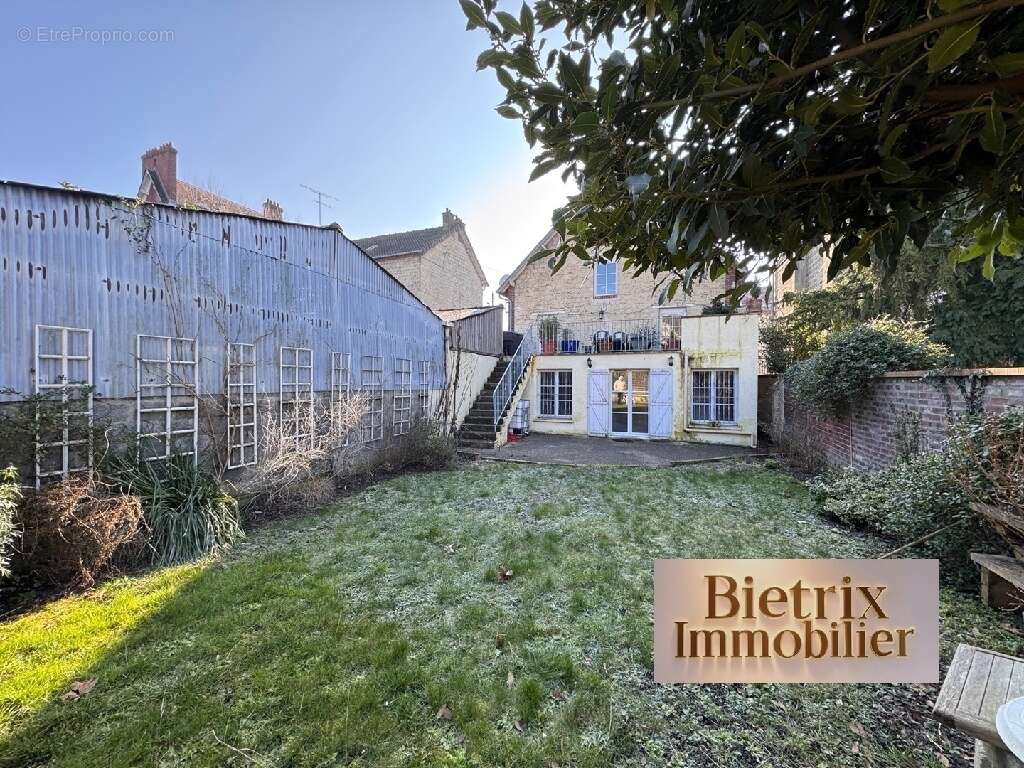 Maison à L'ISLE-ADAM