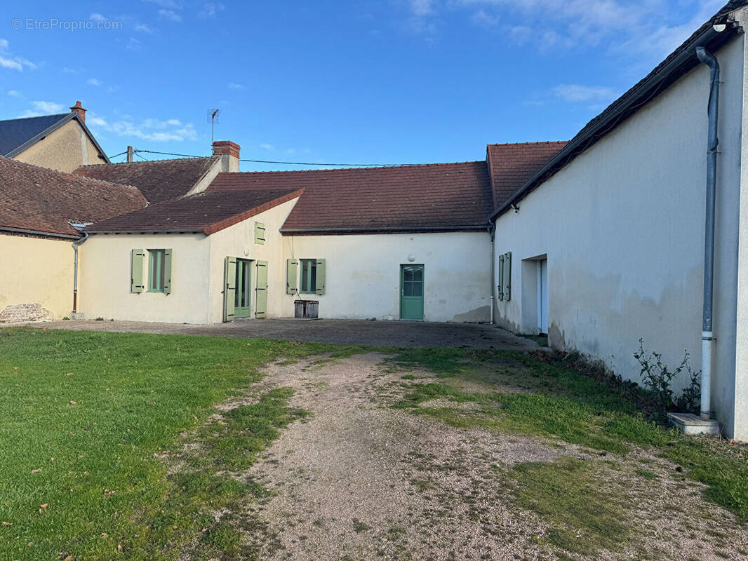 Maison à BESSAY-SUR-ALLIER