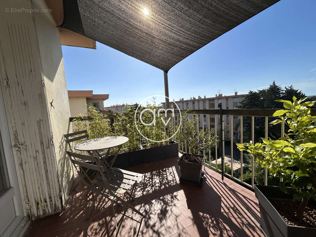 Appartement à HYERES