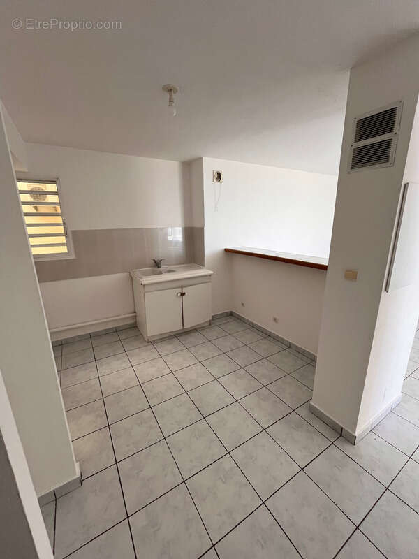 Appartement à SAINTE-SUZANNE
