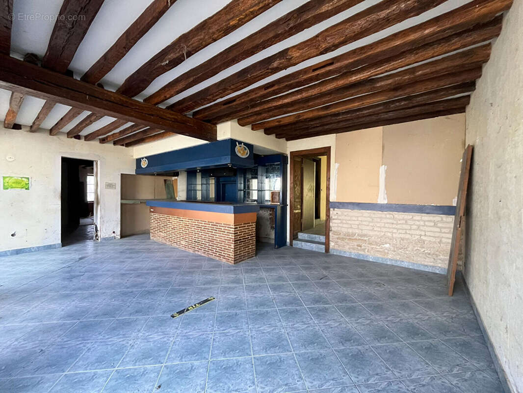 Immeuble de 400m² - photo 2