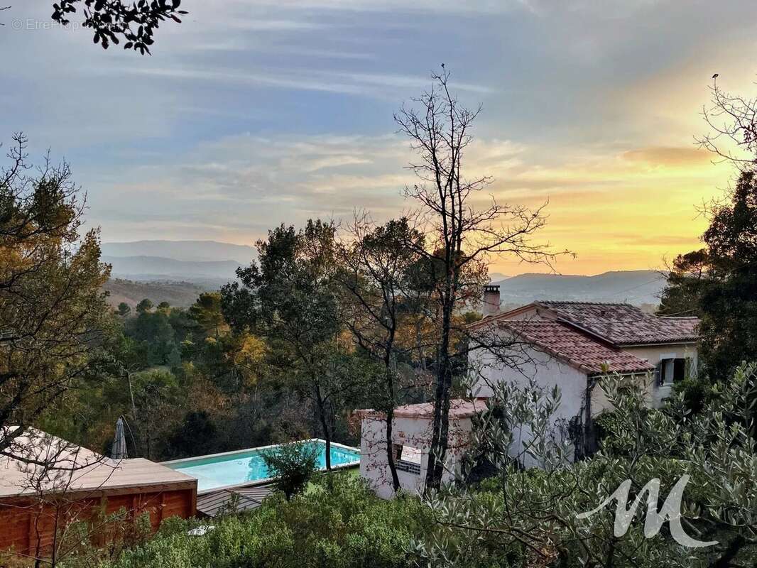 Maison à SAINT-MAXIMIN-LA-SAINTE-BAUME