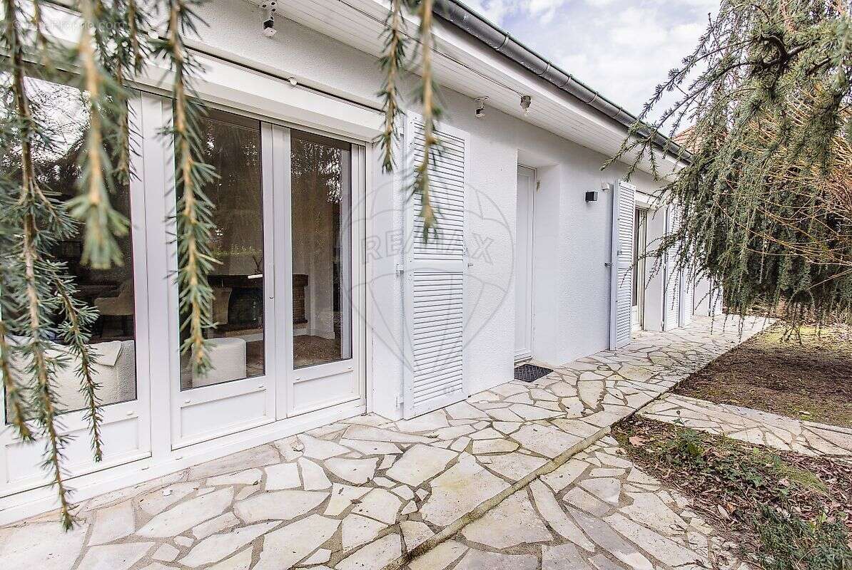 Maison à SAINT-HILAIRE-SAINT-MESMIN