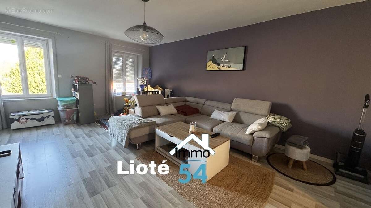 Appartement à BAYON