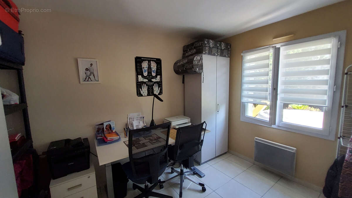Maison plain pied 3 chambres proche commodites - photo 8