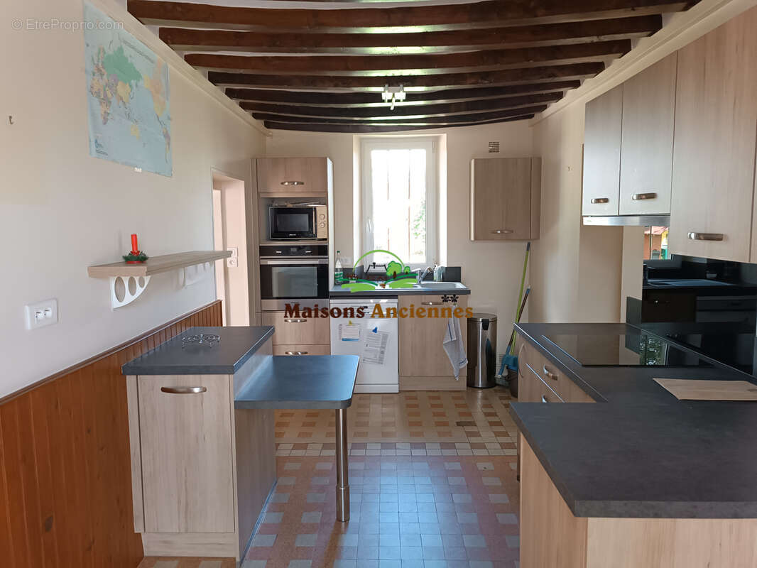 Maison à AVENAY