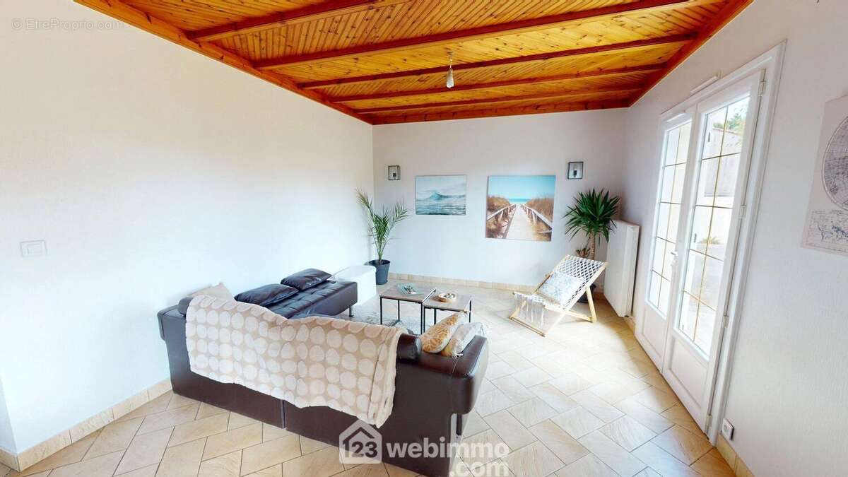 Séjour - Maison à TALMONT-SAINT-HILAIRE