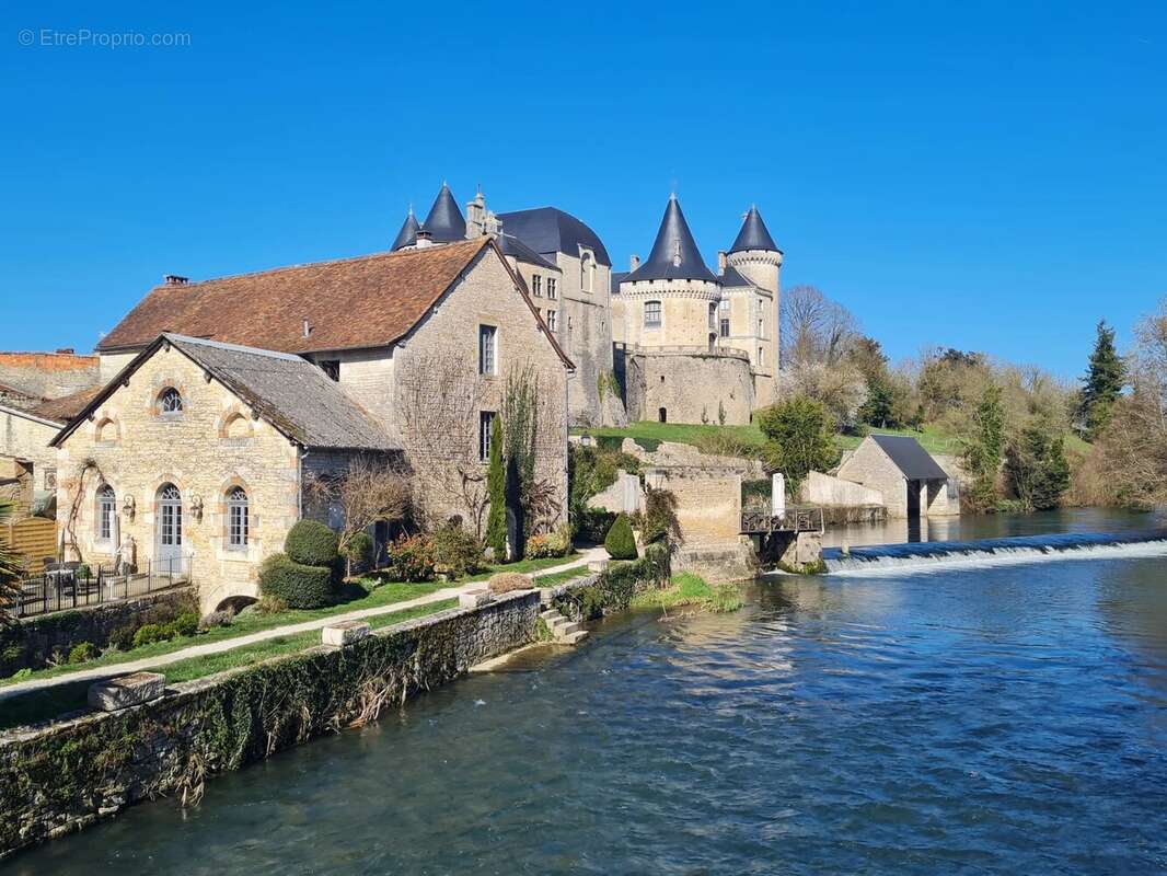 Maison à VERTEUIL-SUR-CHARENTE