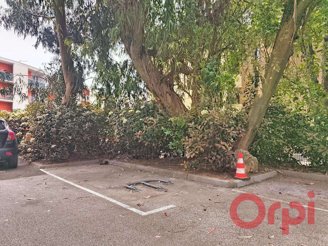 Appartement à SIX-FOURS-LES-PLAGES