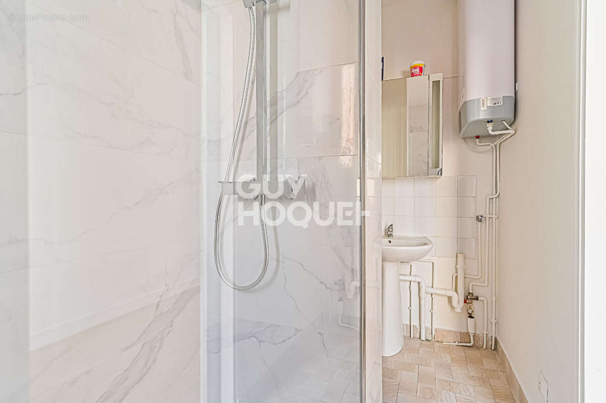 Appartement à PARIS-12E