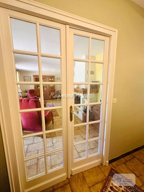 Élégante maison familiale de 7 chambres avec annexe indépendante, située dans un cadre rural paisible - photo 14