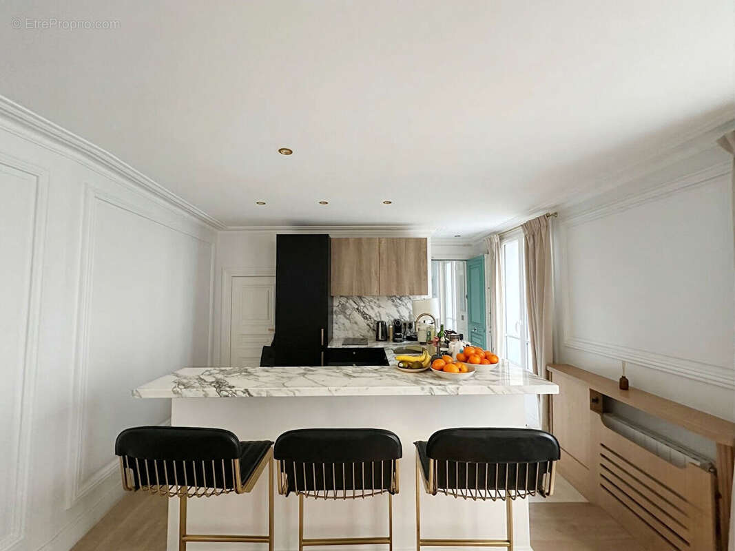 Appartement à PARIS-6E