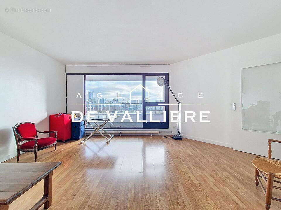Appartement à NANTERRE