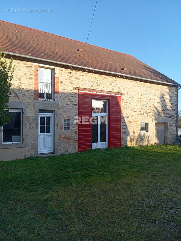 Maison à POULIGNY-NOTRE-DAME