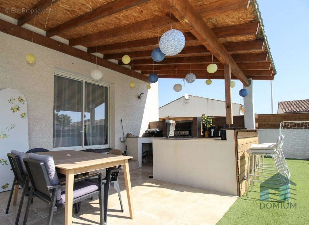 Vente Villa T4 avec jardin, terrasse et piscine, CERS - photo 9