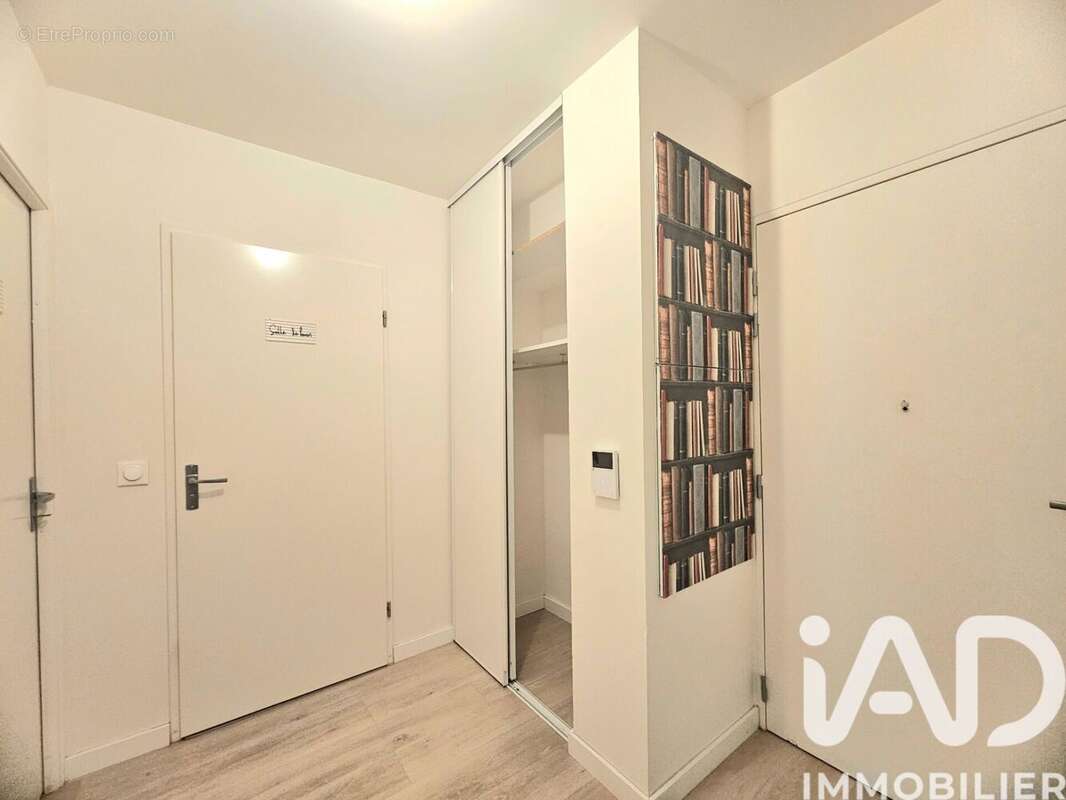 Photo 2 - Appartement à LE MESNIL-ESNARD